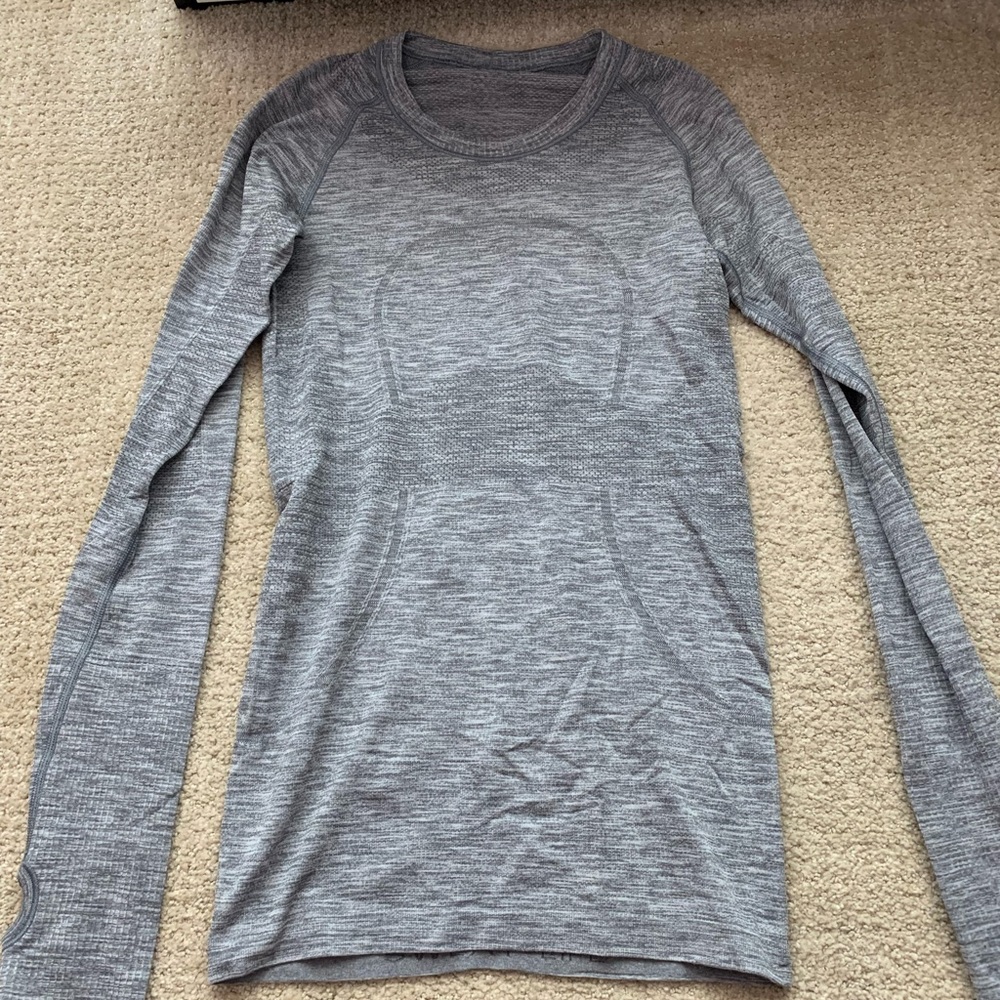 Lululemon swiftly tech long sleeve